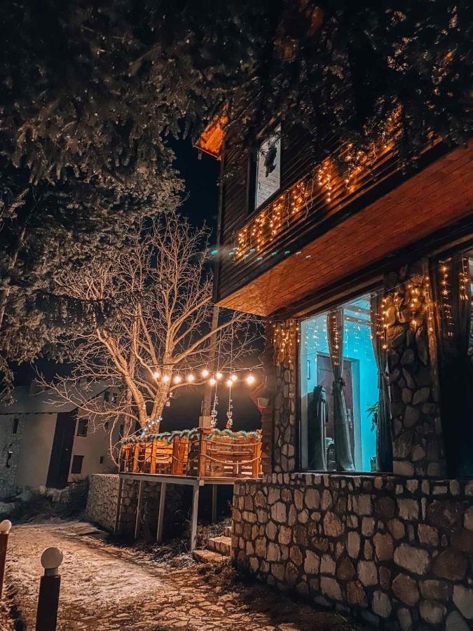 Cece'S Home Mavrovo Exterior photo