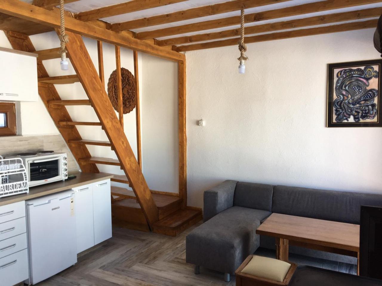 Cece'S Home Mavrovo Exterior photo