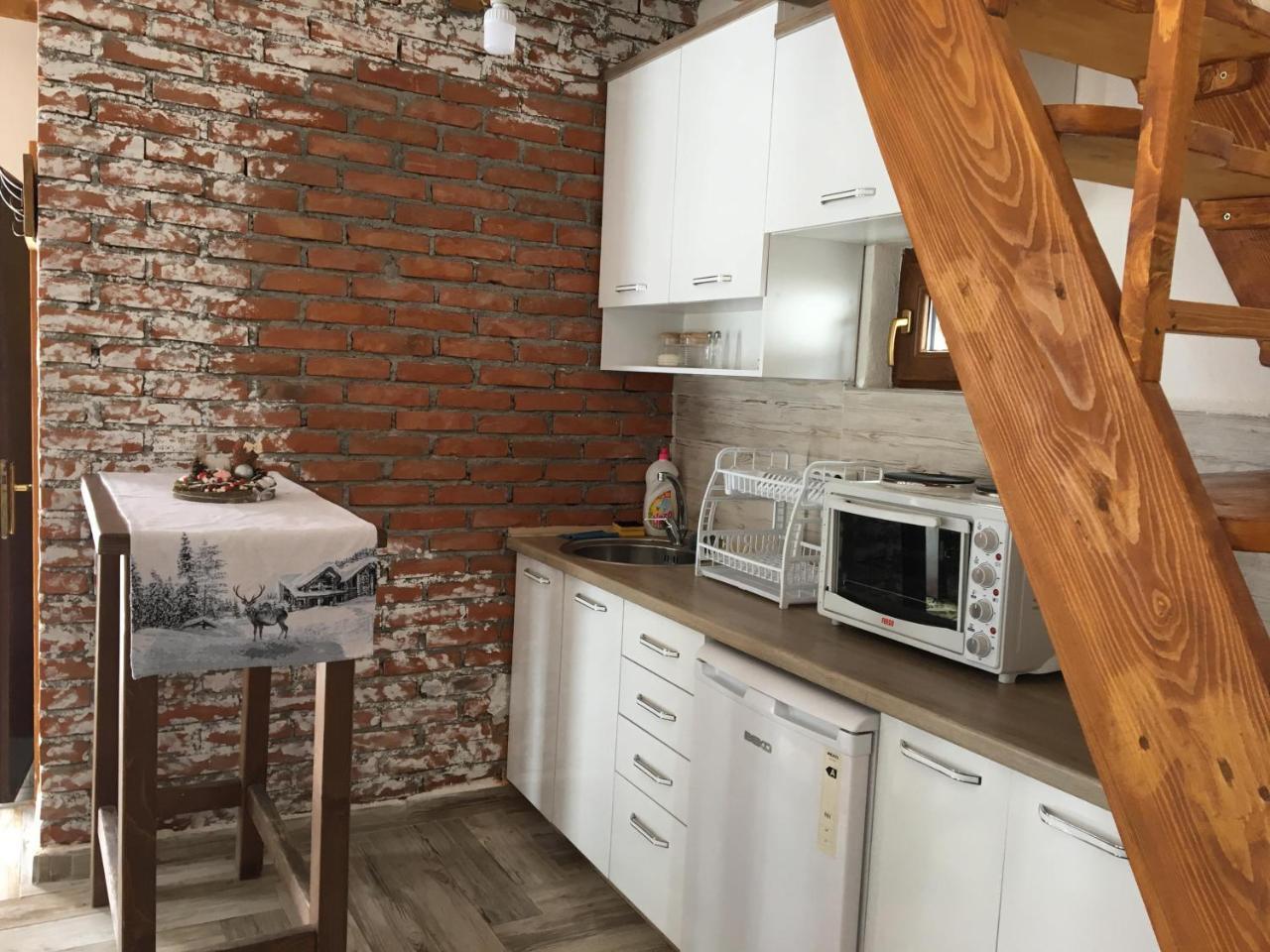 Cece'S Home Mavrovo Exterior photo
